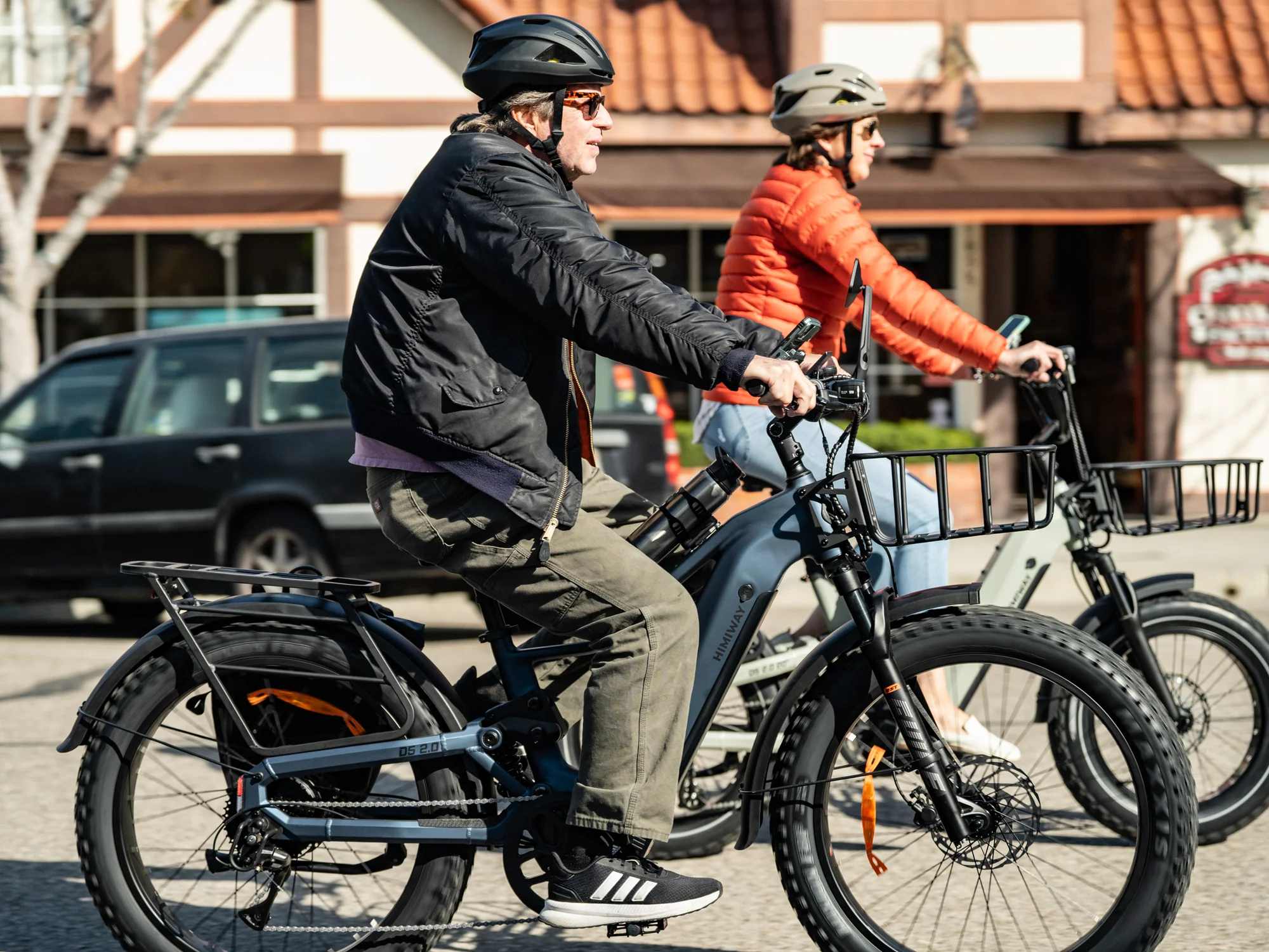 Himiway D5 2.0 und weitere E-Bikes im Einsatz in der Stadt